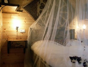 אביב%20בבקתה%20,%20אשרת